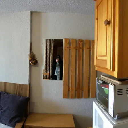 Apartman 4 Pers., Pied Des Telesieges, Balcon Sud, Calme, Proche Commerces - Fr-1-416-66